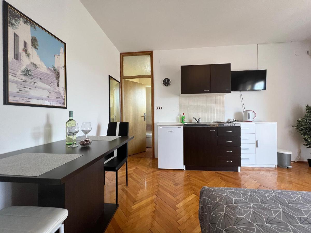 Apartamento House Roca Vodice Exterior foto